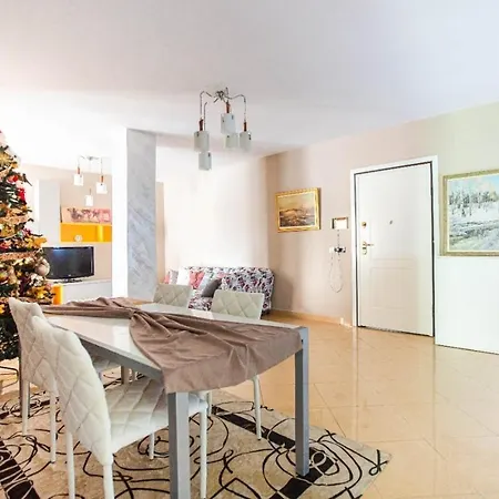 Bllok Luxury Διαμέρισμα